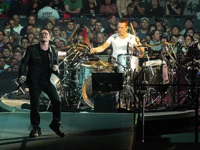 U2